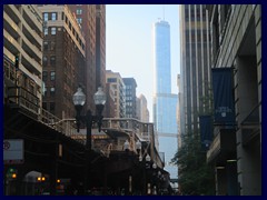 N Wabash Ave, Jewellers Row 02 -towards Trump Tower